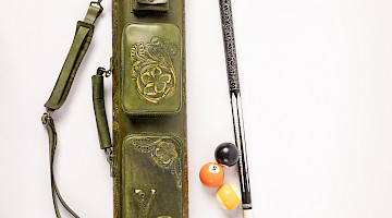 Professional bag for billard cues
